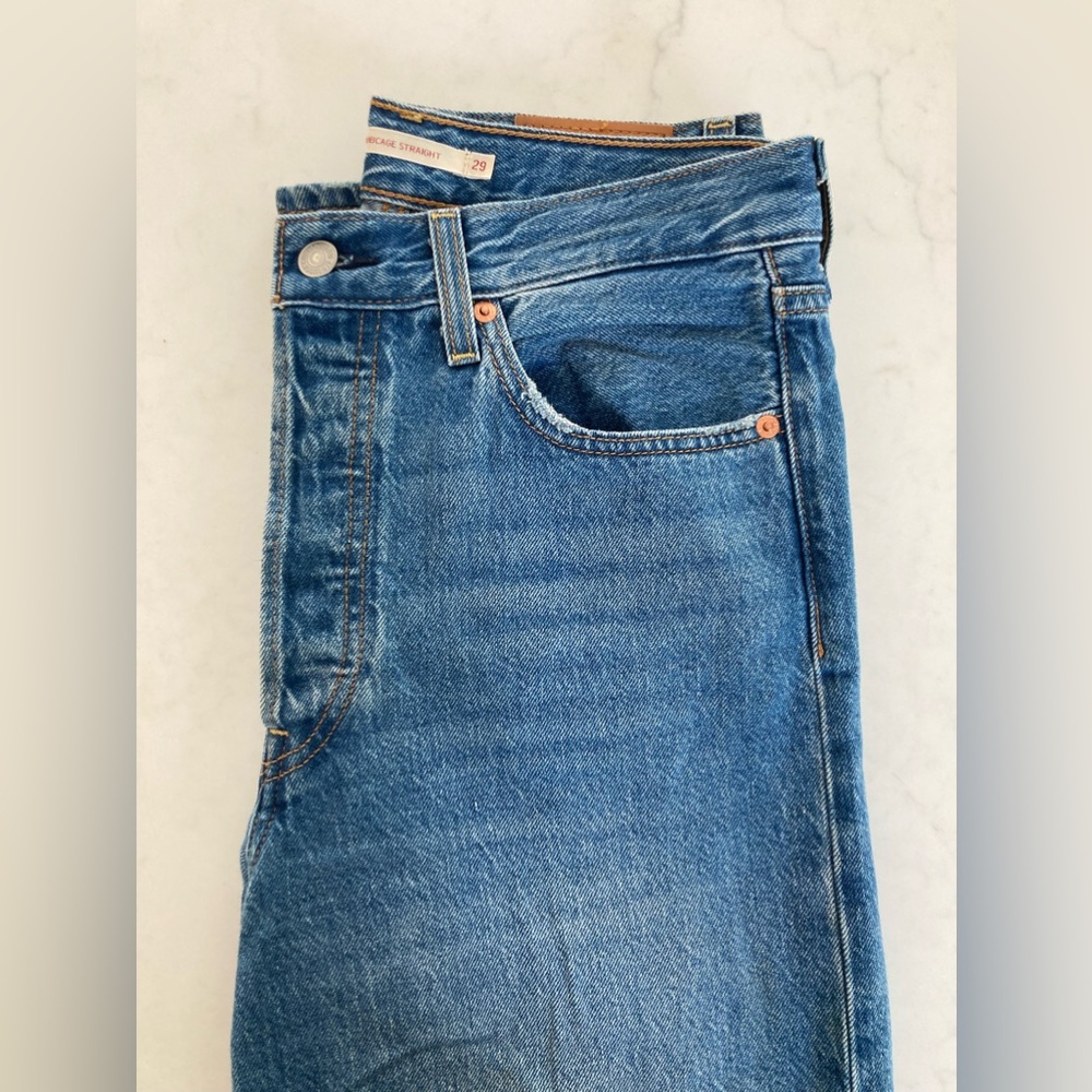 Levis ribcage straight jeans